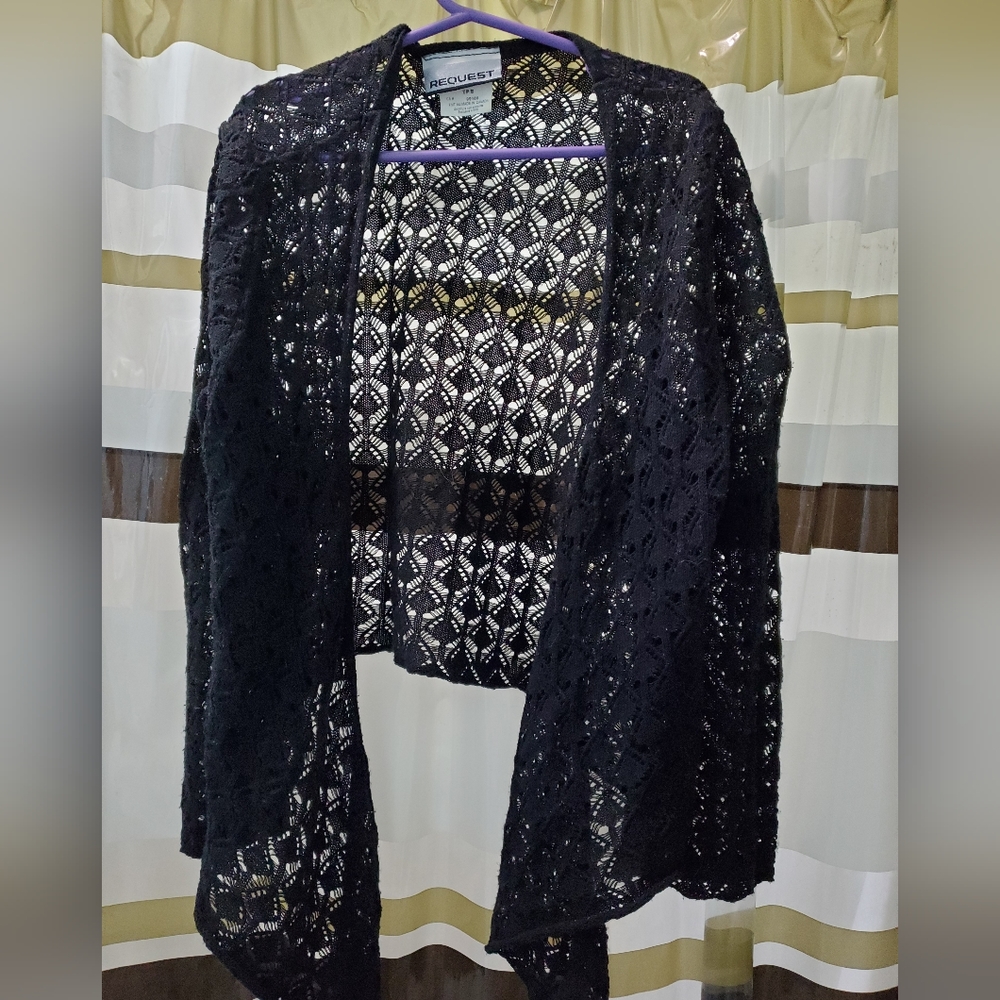 Black cropped cardigan